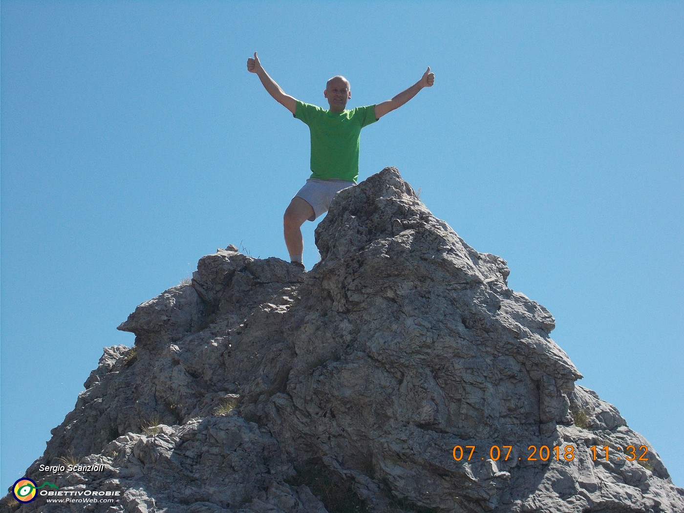 18 SANTO IN CIMA ALLO SPERONE.JPG